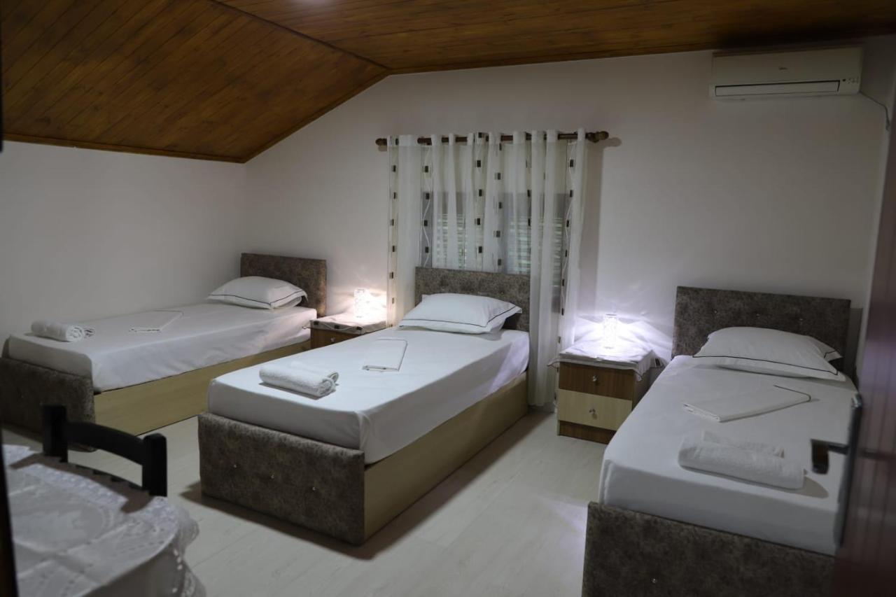Guest House Bumbli Berat Dış mekan fotoğraf